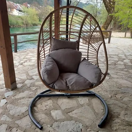 Atrium 公寓 Bihać